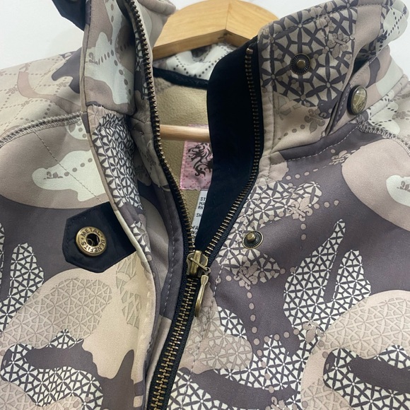 Camouflage Women's Jacket - Picture 3 of 11